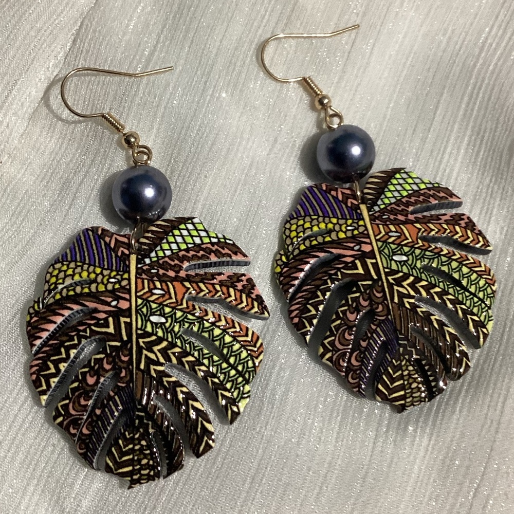 🍭🍃Colorful Lighweight handmade Acrylic Leaf hook drop Dangle Earrings
